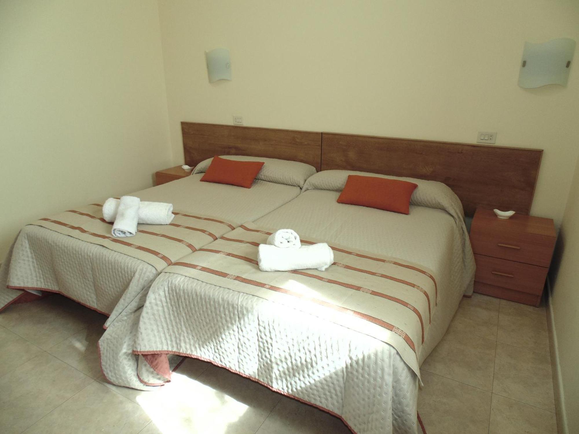 Apartamentos Outeiro Pobra Do Caraminal Dış mekan fotoğraf